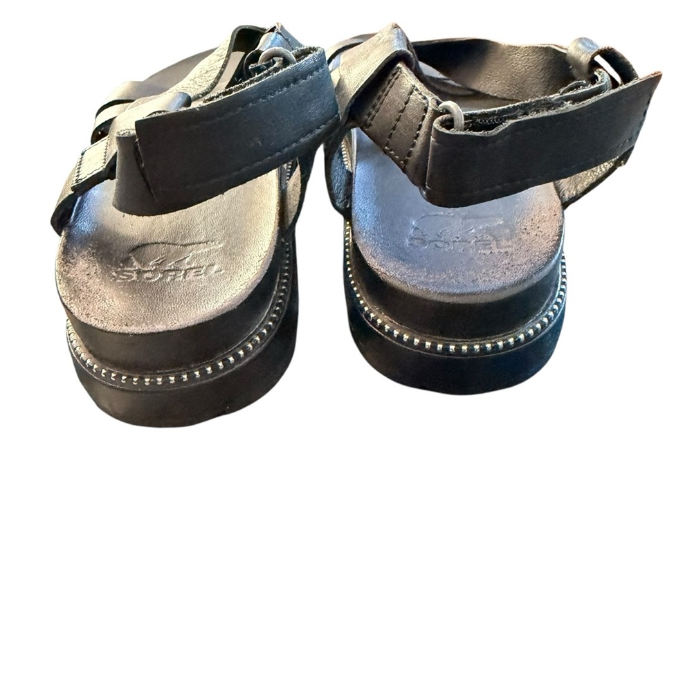 Sorel Black Cross-Strap Platform Studded Athleisure Sandals - Picture 6 of 14